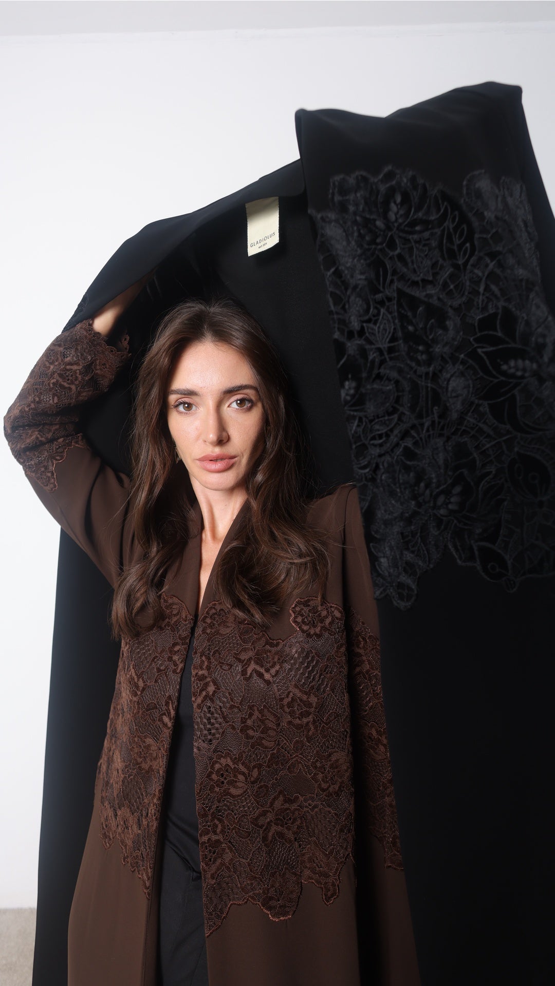 lace In black
